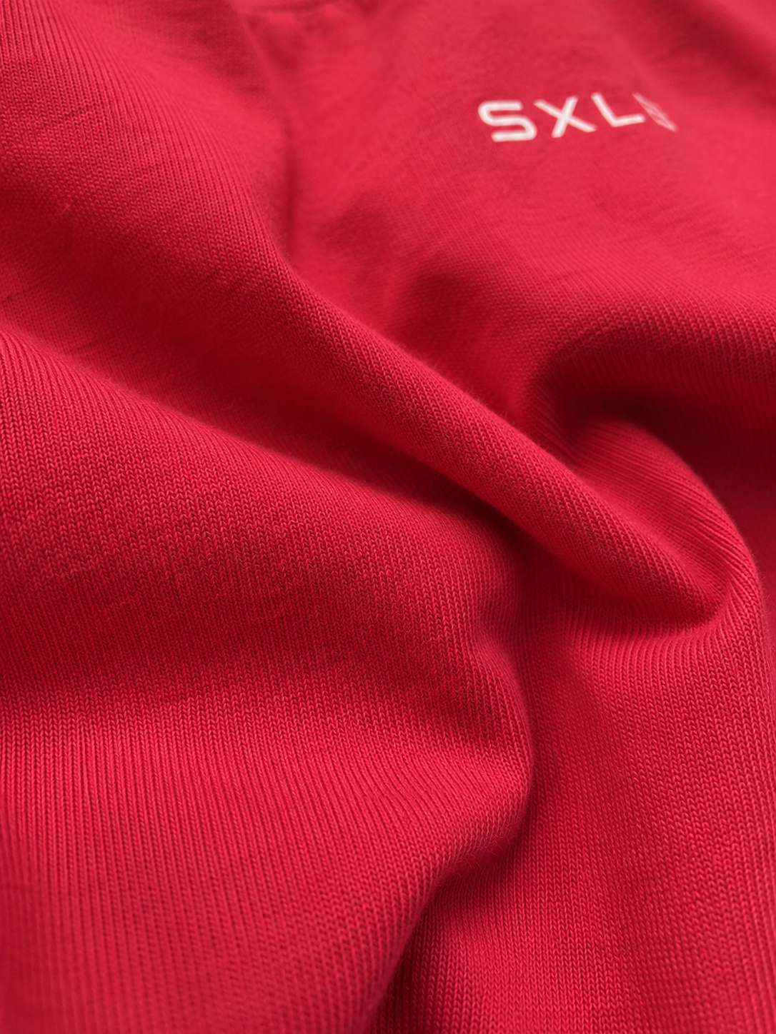 Polera Overdrop SXLV — Grande por dentro y por fuera